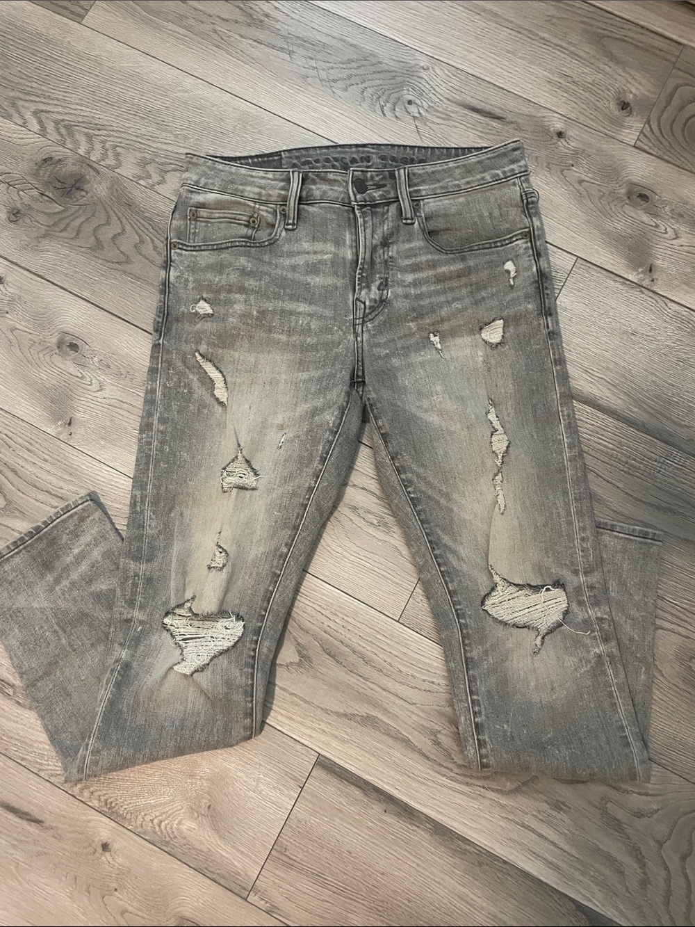American Eagle Outfitters Distressed Gray Skinny Jeans